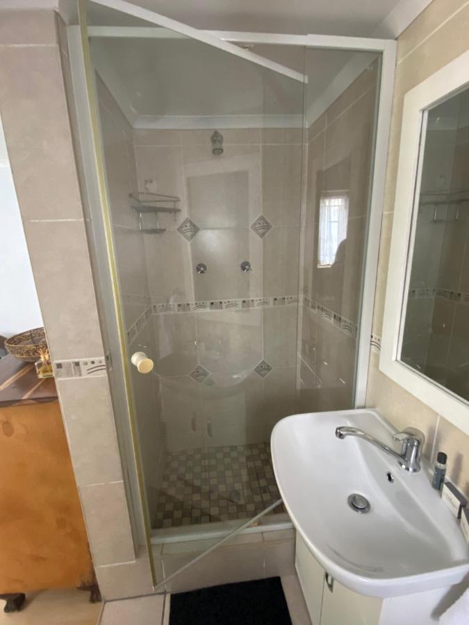 Апартаменты Self Catering Luke Drive Onrus Херманус Экстерьер фото